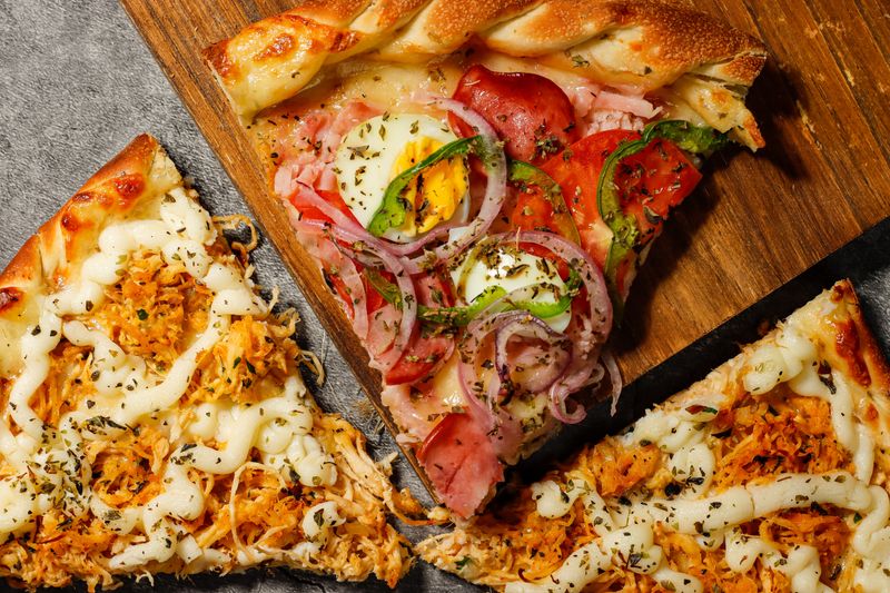 giordano's Classic Deep Dish Pizza with mozzarella and tomato sauce